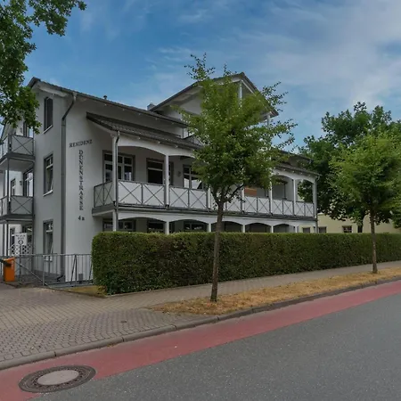 Fewo-19-residenz-duenenstrasse-in-binz-balkon-strandnah-mit-tg-stellplatz-1-raum-apartment Apartmán *